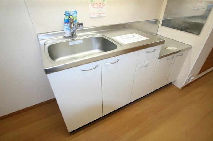 ヴィドゥ カンパーニュ202のキッチン