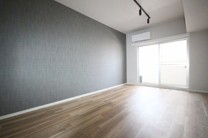 R-RESIDENCE TAKAMATSU203の居間