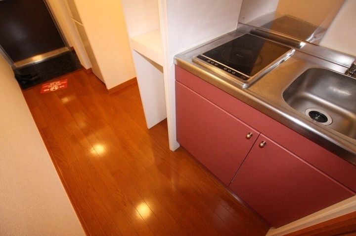 レオパレスオリーブ105のキッチン