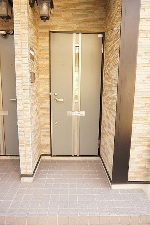 カムフィスペース102の周辺