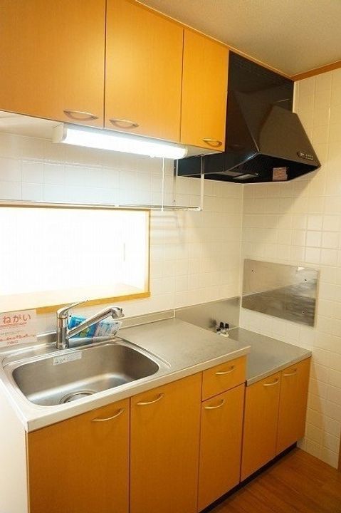 カムフィスペース102のキッチン