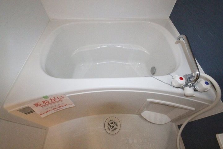 アベンシス5101の風呂