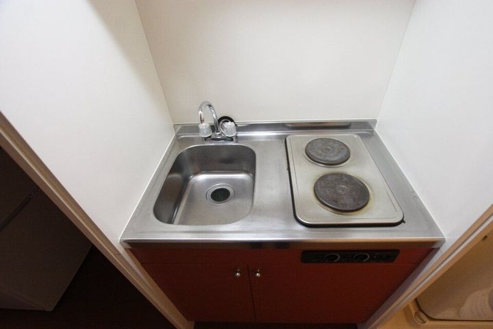 レオパレスラポール松福301のキッチン