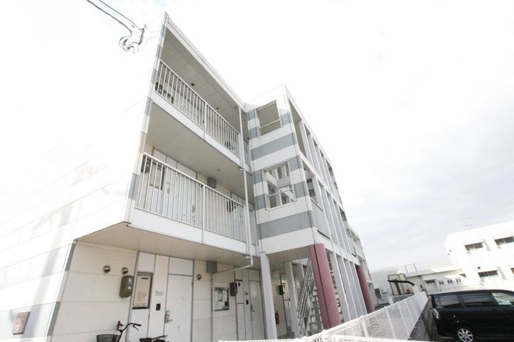 レオパレスAST307の外観