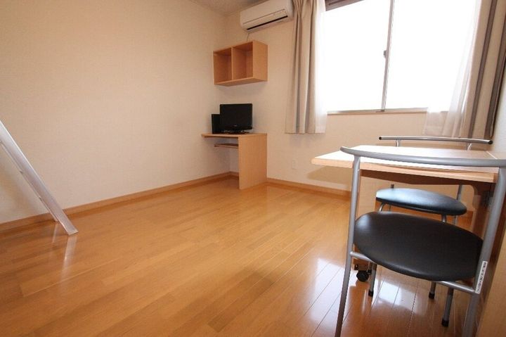 レオネクストグロワール105の居間