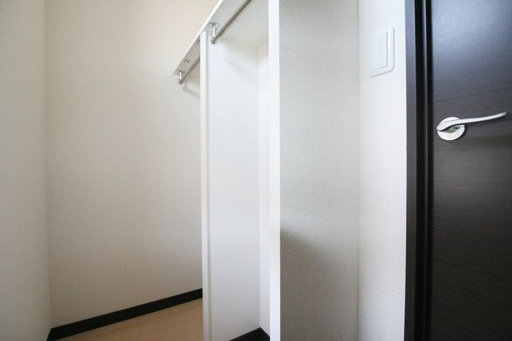 レオネクスト久米東Ⅱ201の居間