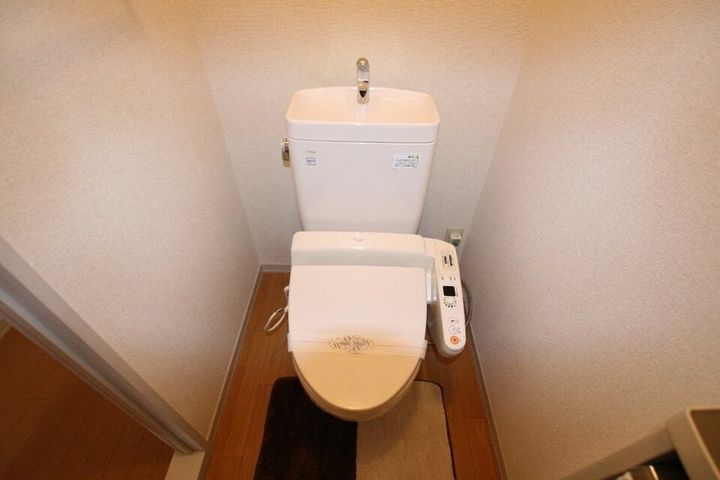 YMハイツ C棟101の内装