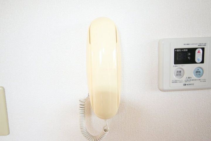 YMハイツ C棟101の内装