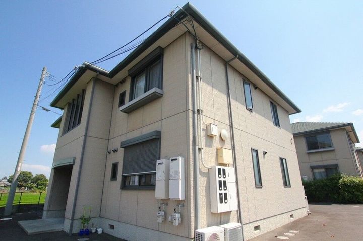 YMハイツ C棟101の外観