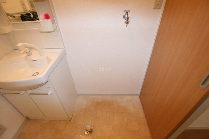 YMハイツ C棟101の内装