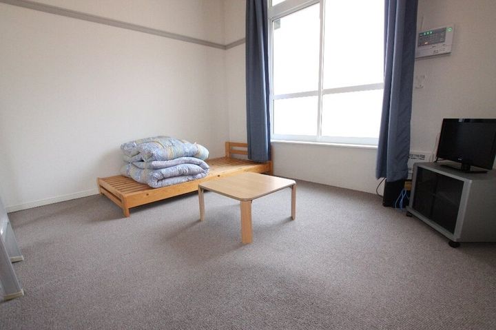 レオパレスラパン202の居間