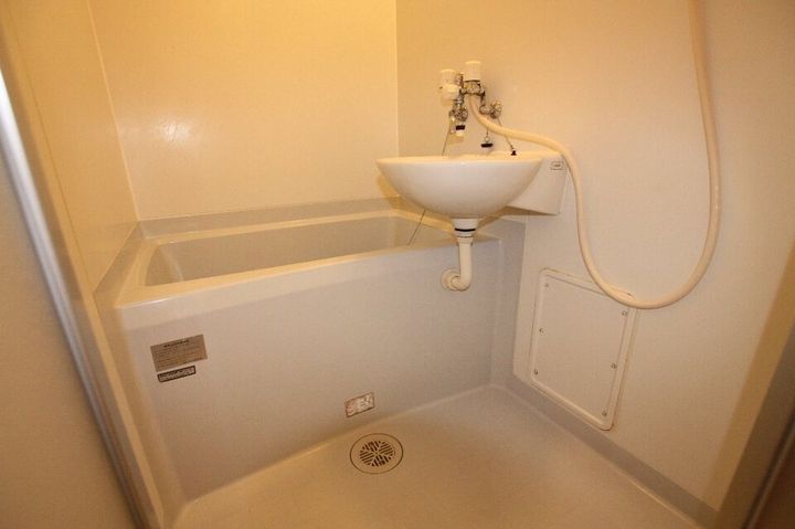 レオパレスラパン202の風呂