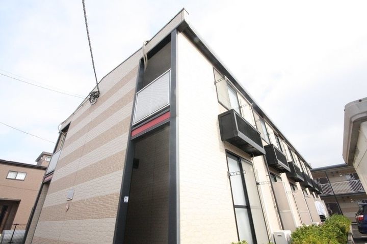 レオパレスリリアンス102の外観