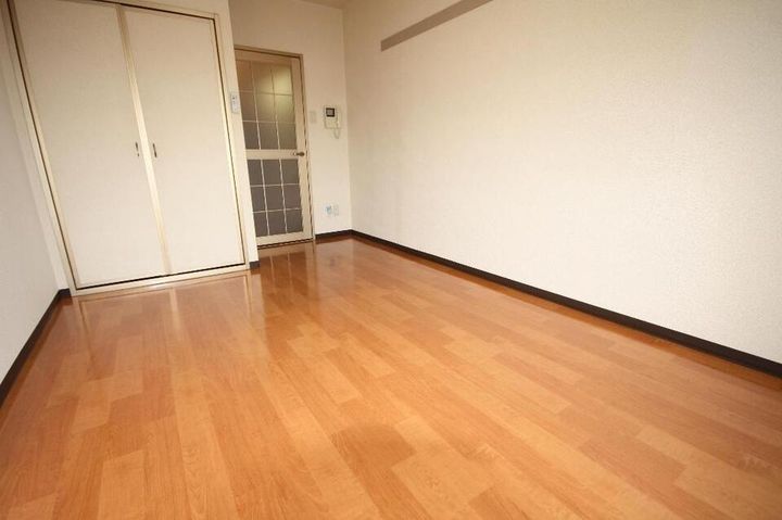 ベウラハイツ105の居間