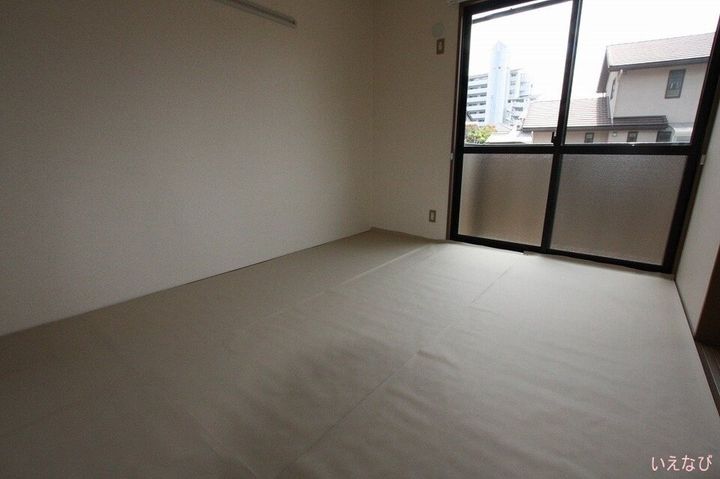 グランツ松島A101の居間