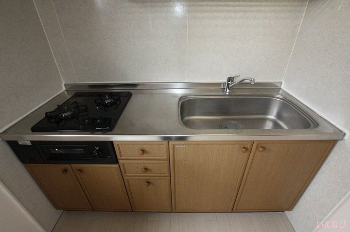 グランツ松島A101のキッチン