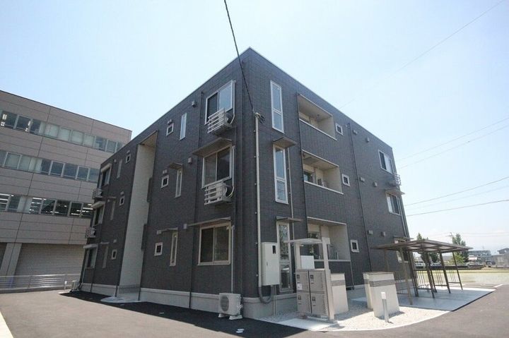 モンレーヴ205の外観