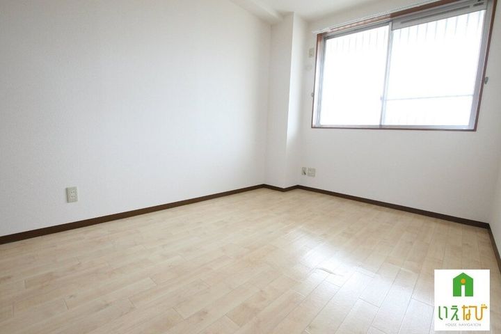ウィルコート・伏石 C棟102の子供部屋
