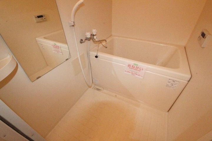 カムフィスペース103の風呂