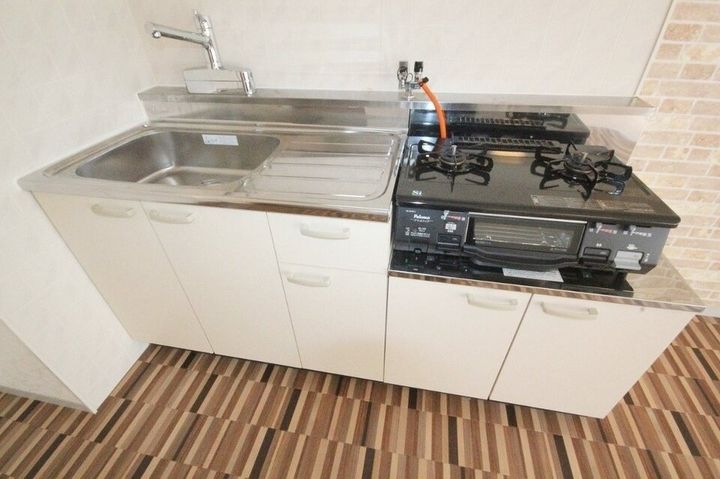 ラフィーネ A棟205のキッチン