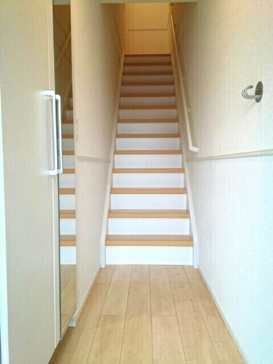 クラール土器町B201の玄関