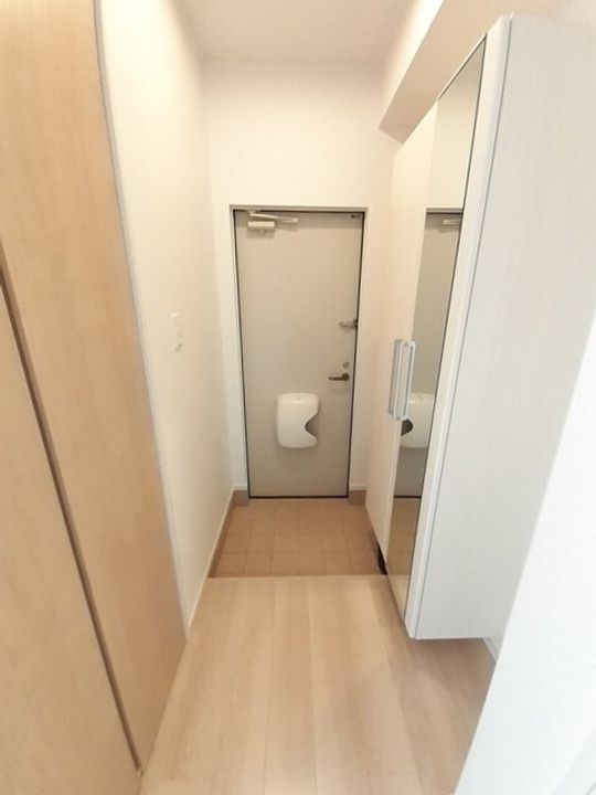 ステラA102の玄関