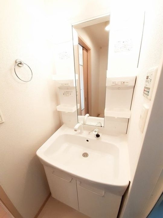 ミニョン・ドゥ103のその他画像