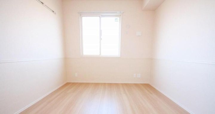 セジュール雅 A棟101の寝室