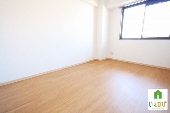 アメニティ屋島403の寝室