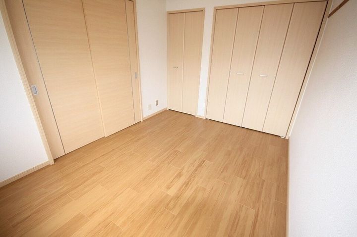 エルディム川善202の寝室