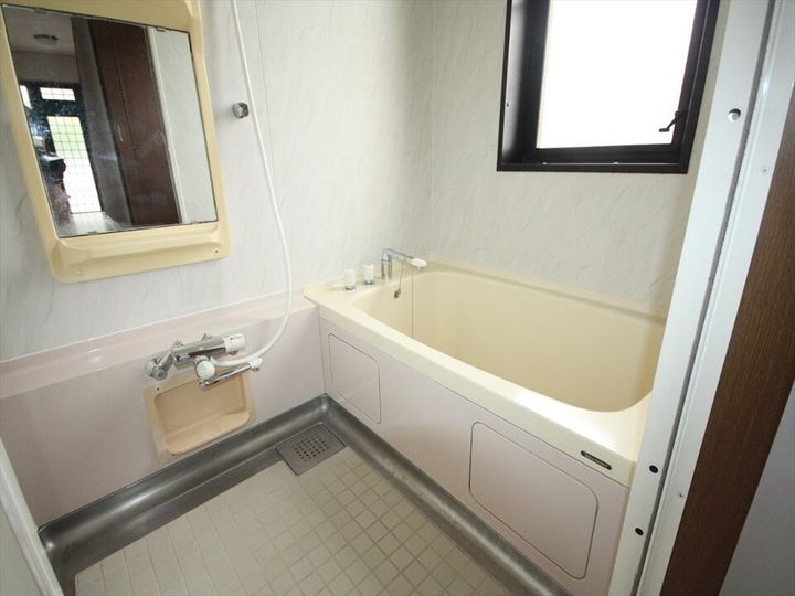 香川県高松市元山町927(一戸建)の賃貸物件1の風呂