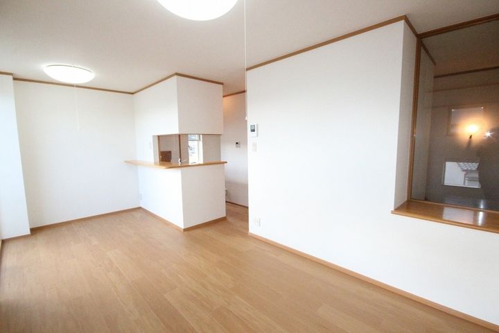 クレイン202の居間