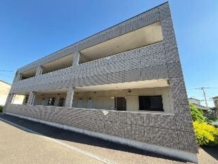 ルナガーデン203の外観