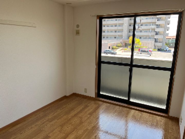 ルナガーデン203の居間