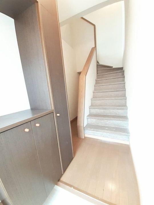 アムール幸 A201の玄関