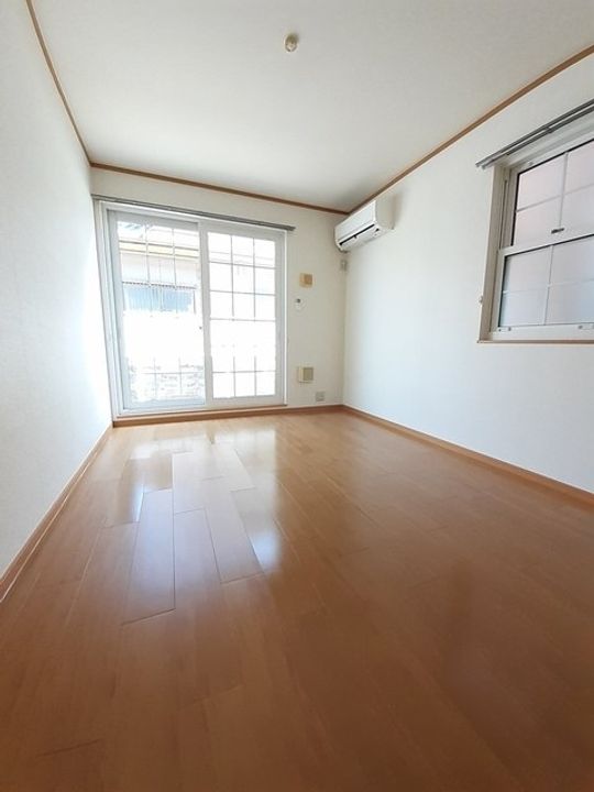 サニー・パラッツォ A102の居間