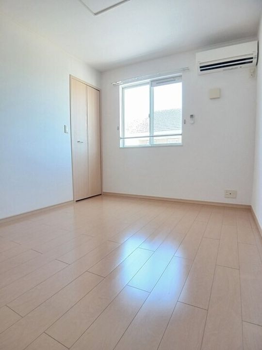 ニューエレガント藤 B204の寝室