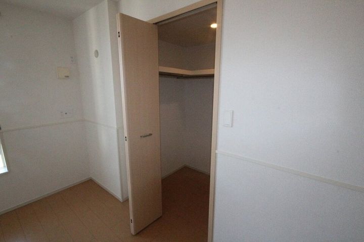 ワイズK Ⅱ101の居間