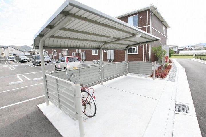 アグレアーブルⅡ203の周辺