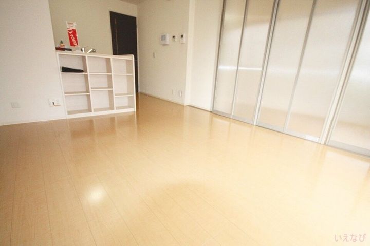 エアリアル・ガーデン106の居間