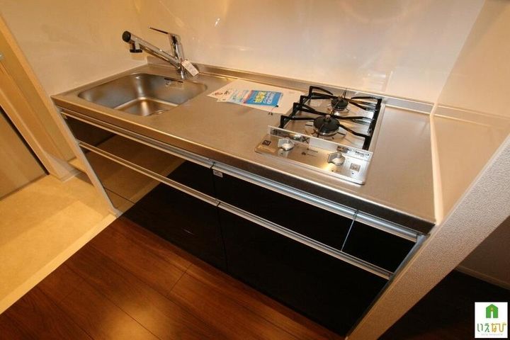 グランソレイユ302のキッチン