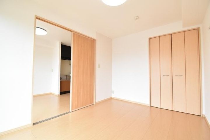 セジュールななみ103の寝室