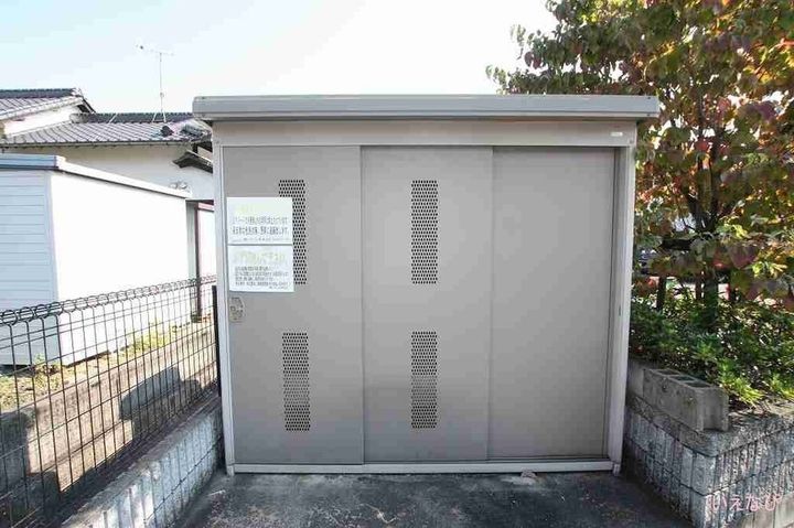 ソレアード206の周辺