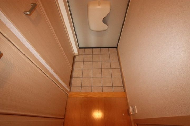 アンジュ0102の玄関