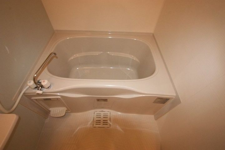 アンジュ0102の風呂