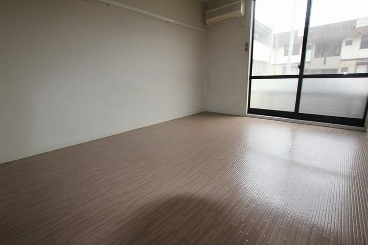 グリーンヒル南蔵王101の居間