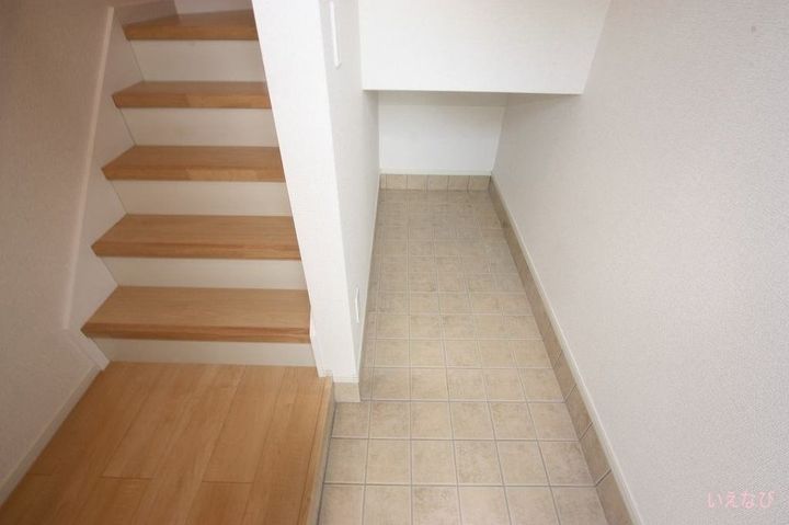 ダングラッツェ304の玄関