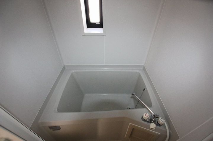 プレステージ B棟201の風呂