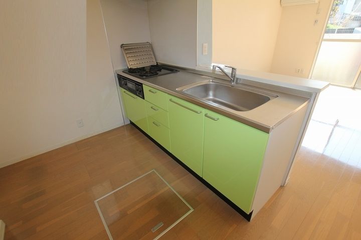 グランドメゾン仲 壱番館102のキッチン