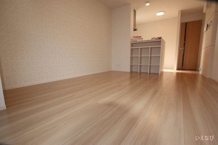 エスペランサ四番館103の居間